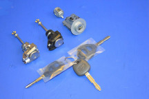 Toyota Hilux Barrel And Key Set Genuine 2006-2017
