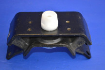 Gearbox Mounting (Auto transmission only)