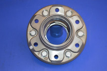 Front Wheel Bearing Hub