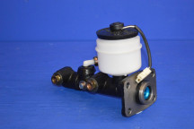 Brake Master Cylinder (Right Hand Drive)