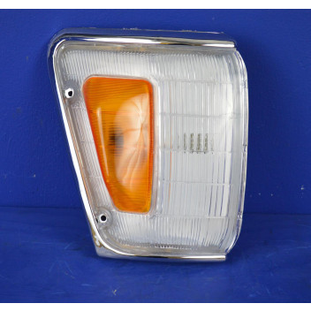 Front Side Lamp Assembly Chrome R/H