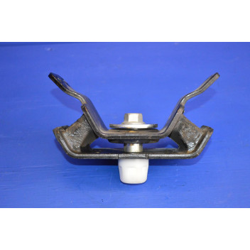 Gearbox Mounting (Auto transmission only)