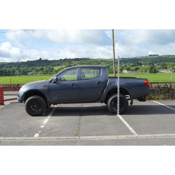 Heavy Duty Complete Suspension With Air Assistance 25mm Lift