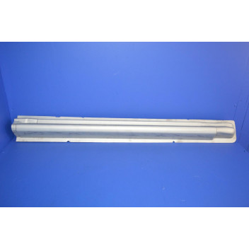Door Sill Outer R/H
