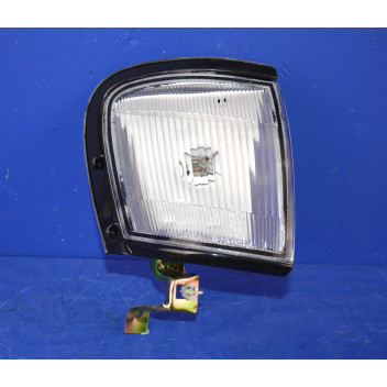 Front Side Lamp Assembly R/H