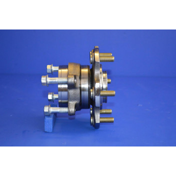 Rear Wheel Bearing Hub Assembly GMB With Fitting Bolts
