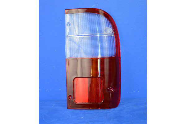 Rear Body Lamp Lens R/H