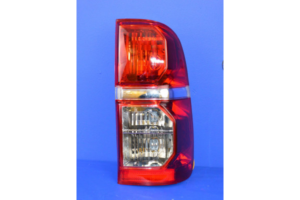 Toyota Hilux Rear Body Lamp Assembly R/H (R/H/D) 2011-2017