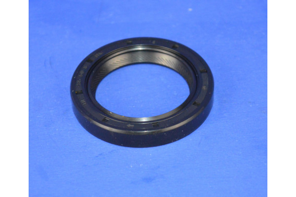 Front Drive Shaft Oil Seal (35mm ID)