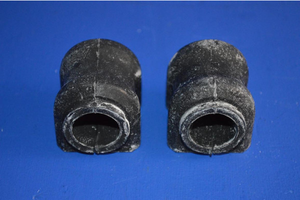 Rear Anti Roll / Sway Bar Centre Bush Kit (Genuine)