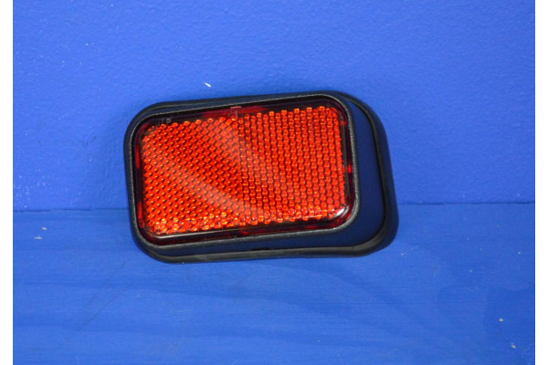 Rear Reflector R/H