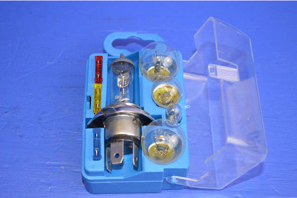 Spare Bulb And Fuse Travel Set