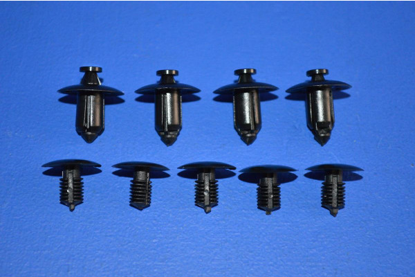 Engine Inspection Cover Push Clips (9)