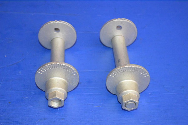 Wishbone Lower Front Camber Bolt Kit To Chassis (One Side)