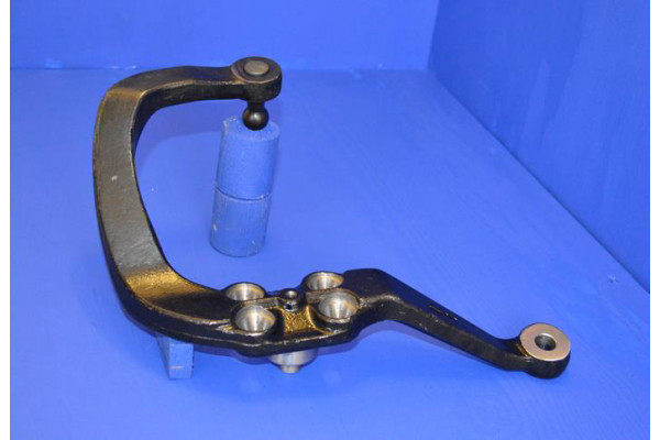 Steering Knuckle Arm Boomerang (Right Hand Drive)