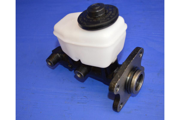 Brake Master Cylinder (Right Hand Drive) Without ABS