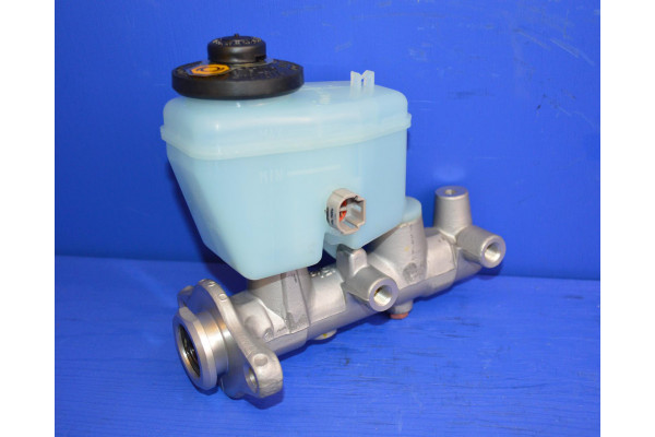 Brake Master Cylinder (Right Hand Drive) Without ABS