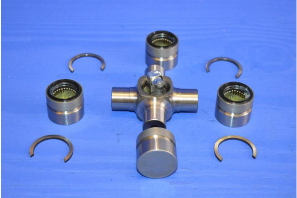 Front Propshaft Spider / Universal Joint UJ (75mm x 28)