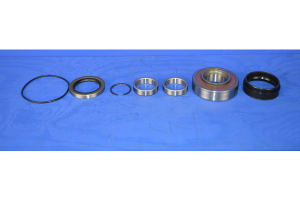 Toyota Hilux Rear Wheel Bearing Kit (1 Side) 1998-2006