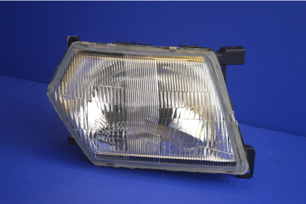 Headlamp R/H Manual Adjustment (Left Hand Drive)