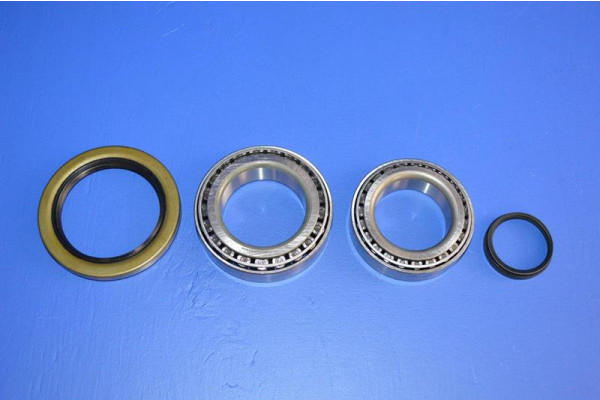 Rear Wheel Bearing Kit (1 Side)