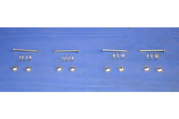 Handbrake Shoes Fitting Kit (4+4+8)