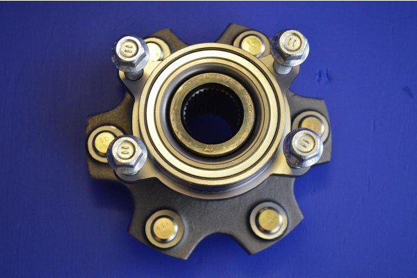 Rear Wheel Bearing Hub Assembly GMB With Fitting Bolts