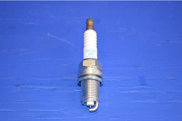 Spark Plug (6 Per Engine)