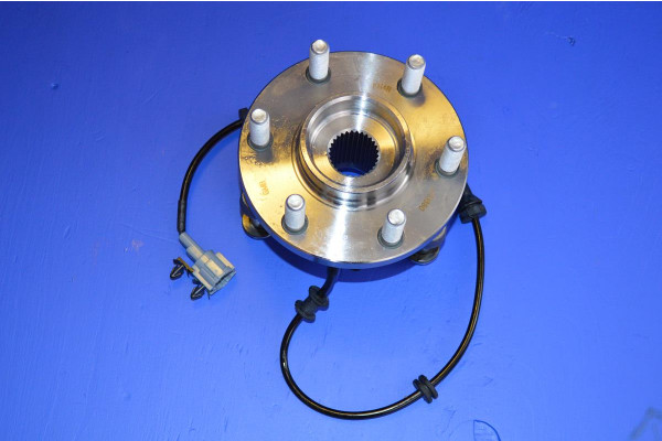 Front Wheel Bearing Hub Assembly GMB With Fitting Bolts