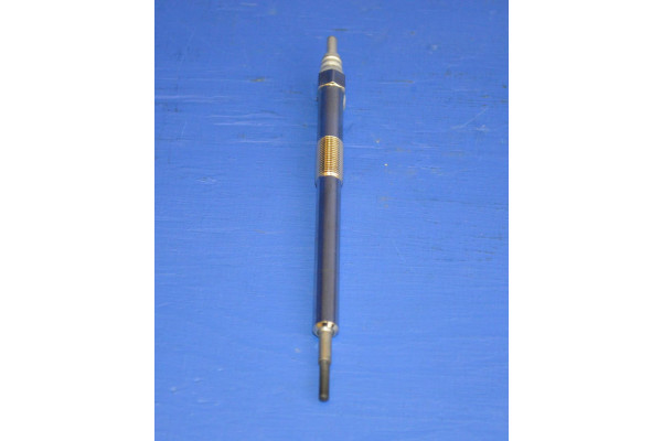 Glow / Heater Plug (7 Volt) 4 Per Engine