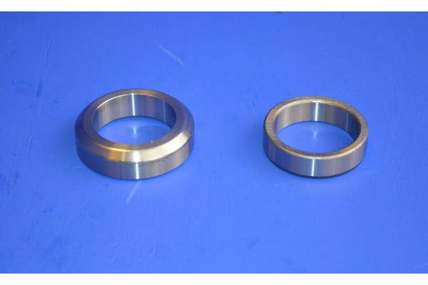 Rear Wheel Bearing Retainer Kit