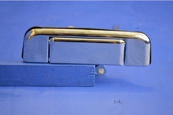 Toyota Hilux Tailgate Handle (Chrome) 1988-2017