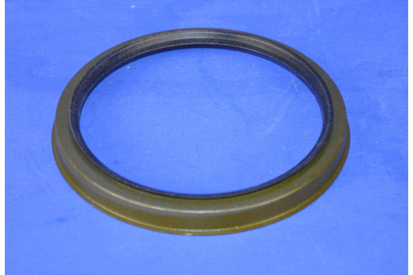 Toyota Landcruiser Front Wheel Bearing Seal Inner 1996-2002