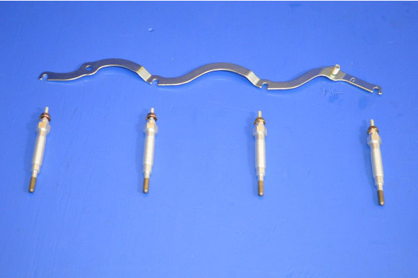 Engine Glow / Heater Plug Set With Rail Buzz Bar