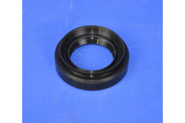 Front Drive Shaft Oil Seal (32mm ID)