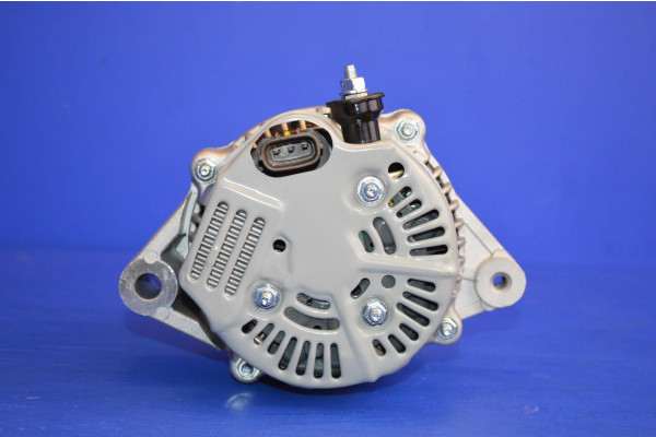 Alternator (70 Amp)