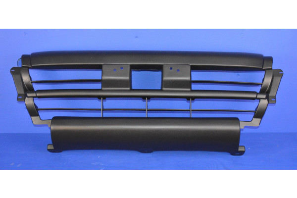 Bumper Centre Front Black