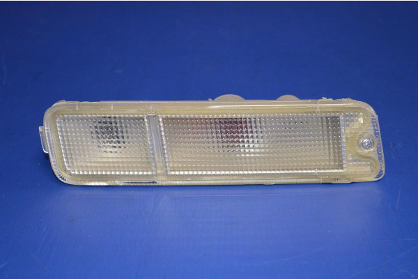 Front Bumper Side Indicator Lamp R/H (Clear Dimpled Lens)