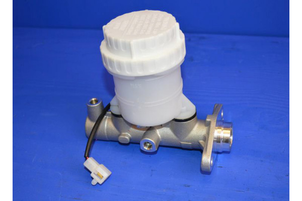 Brake Master Cylinder (Right or Left Hand Drive)