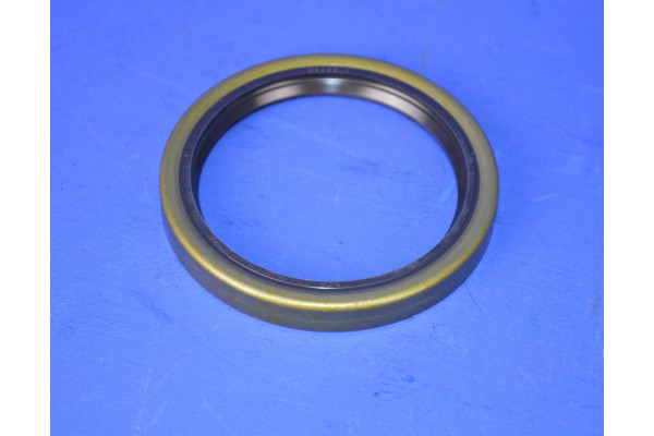 Daihatsu Fourtrak Rear Wheel Bearing Seal Inner1993->