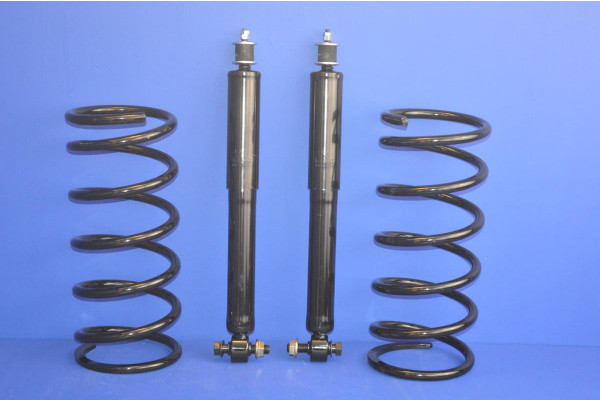 Rear Coil Springs &  Shock Absorbers With Fitting Kit