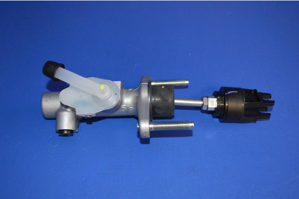 Toyota Hilux Clutch Master Cylinder 2008-2017