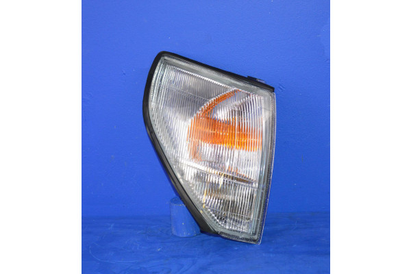 Front Side Lamp Indicator Assembly R/H