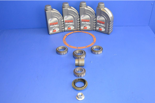 Rear Differential Bearing Overhaul Kit +Oil 4L (Open Type)