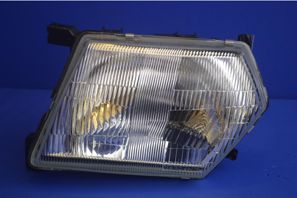 Headlamp L/H Manual Adjustment (Left Hand Drive)