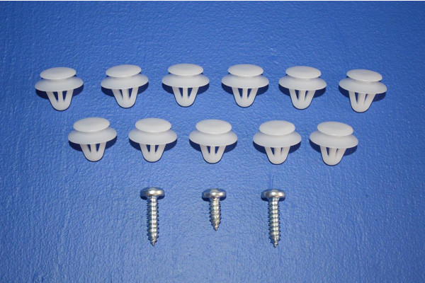 Front or Rear Door Trim Fitting Clips (1 Door)