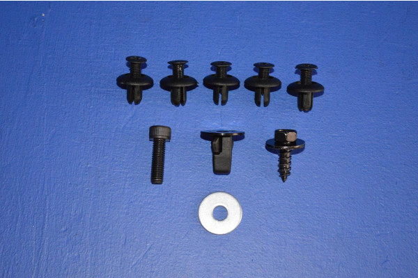 Front Of Front Wheel Arch Inner Wing Liner Fiting Kit 1 Side