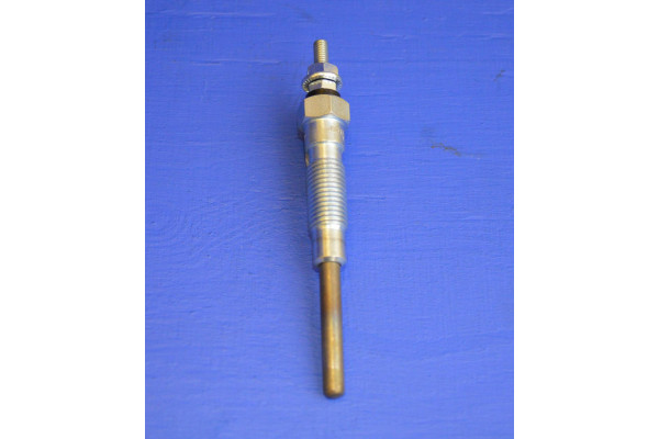 Glow / Heater Plug (11 Volt) 4 Per Engine
