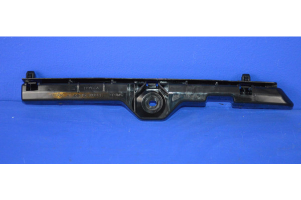 Toyota Hilux Front R/H Bumper Support Bracket 2006-2011