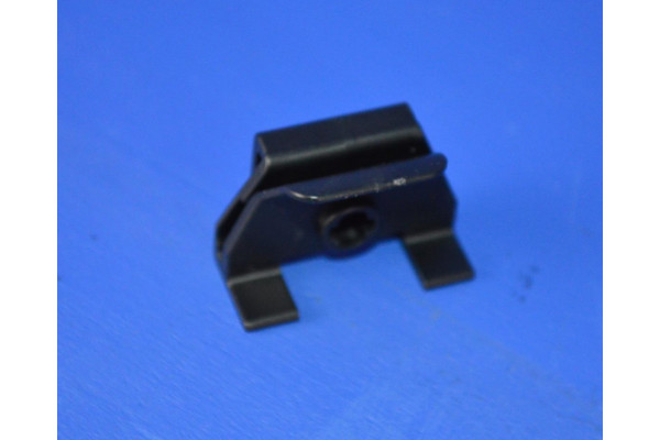 Toyota Hilux Front Wing L/H Inner Liner Retainer 2006-2011